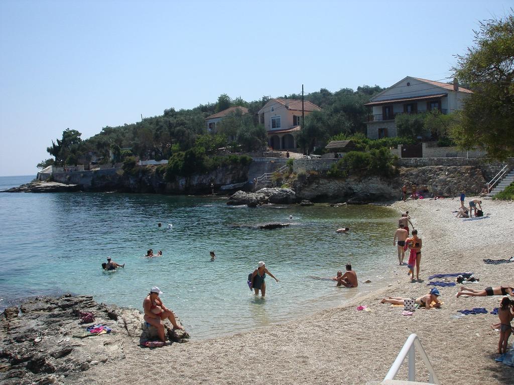 Sea Front Suite SEA TALES Gaios Exterior foto